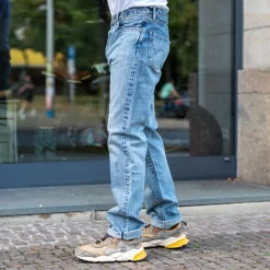 Regular Straight Kurabo Red Selvedge 14oz Blue Light Used